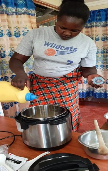 PURAMS develops a standalone solar cooker to address the challenges caused by traditional cooking methods (LEAP-RE Pillar 2)
